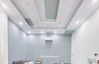 BIỆT THỰ MINI TÔN ĐẢN QUẬN 4 – THIẾT KẾ CHÂU ÂU – NGANG HIẾM 5.5MX18M – GIÁ CHỈ 12 TỶ